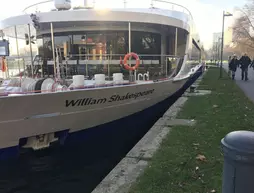 Select MS William Shakespeare Dusseldorf | Kuzey Ren-Westfalia - Neuss - Barbaraviertel