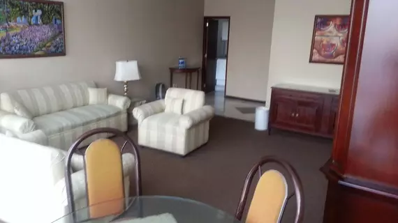 Hotel Suites Bernini | Jalisco - Guadalajara (ve civarı) - Guadalajara