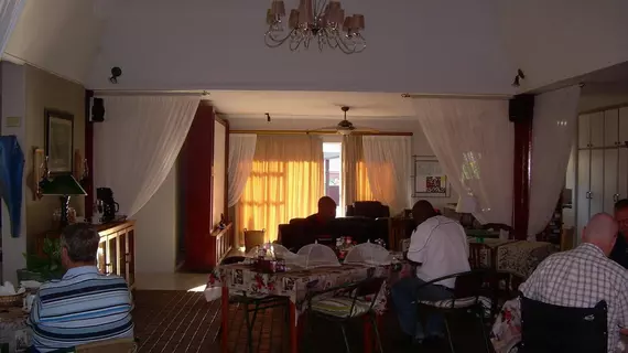 Matoppi Guest House | Limpopo - Musina