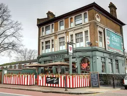 PubLove @ The Crown, Battersea - Hostel | Londra (ve civarı) - Wandsworth - Battersea