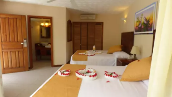 Paradise Beach Hotel | Bay Adaları - Roatan