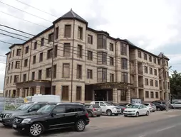 Hotel Chekhov | Krasnodar Krayı - Krasnodar