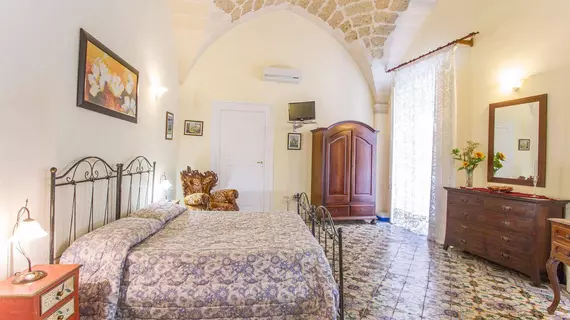 B&B Casa Li Santi | Puglia - Lecce (il) - Lecce - Lecce Tarihi Kent Merkezi