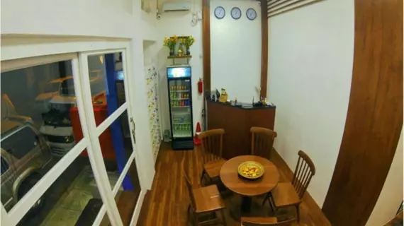 Four Rivers Hostel | Yangon - Çin Mahallesi