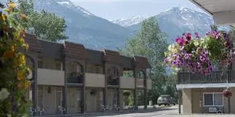 Maligne Lodge