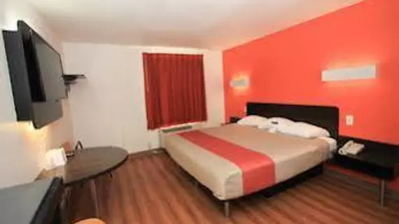 Motel 6 San Antonio Tx | Teksas - San Antonio (ve civarı) - San Antonio - Kuzey San Antonio - SAT Havalimanı