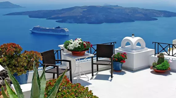 Fira Deep Blue Suite | Ege Adaları - Santorini