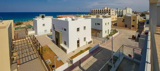 Mike and Lenos Tsoukkas Luxury Villas | Kıbrıs - Mağusa