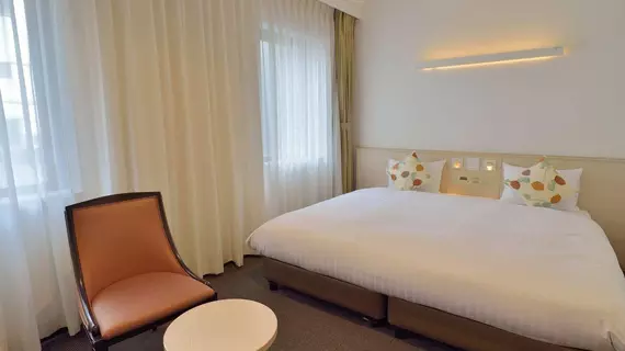 Midosuji Hotel | Osaka (idari bölge) - Osaka (ve civarı) - Osaka City Center - Namba