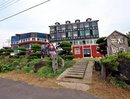 Windmill and Sea Pension | Jeju Adası - Jeju - Hangyeong - Hallim