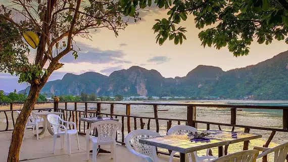 Phi Phi Cozy Sea Front Resort | Krabi İli - Ko Phi Phi