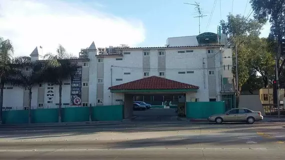 Hotel Real Inn | Kuzey Baja California - Tijuana (ve civarı) - Tijuana