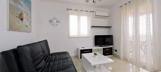 Avema Apartments | Split-Dalmaçya - Supetar