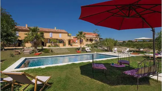 Clos Bb | Provence - Alpes - Cote d'Azur - Var - Bandol (ve civarı) - Saint-Cyr-sur-Mer