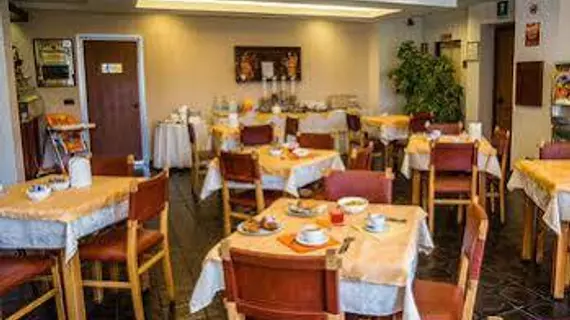 Hotel Galant | Piedmont - Turin (ve civarı) - Venaria Reale