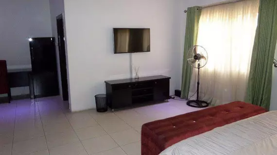 King Serve Guesthouse | Lagos (ve civarı) - Lekki - Lekki Kademe 1