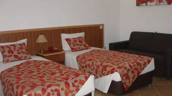 Hotel Louro | Centro - Leiria Bölgesi - Obidos