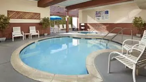 Ramada by Wyndham Anaheim Convention Center | Kaliforniya - Orange County - Anaheim - Anaheim Resort