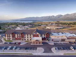 Red Lion Ridgewater Inn & Suites Polson | Montana - Polson (ve civarı) - Polson