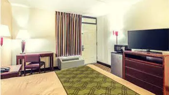 Econo Lodge Midtown | Georgia - Savannah (ve civarı) - Savana - Midtown