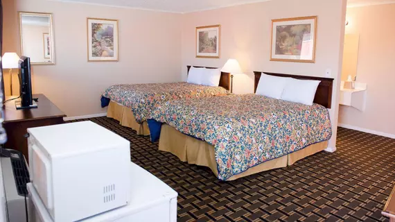 Grand View Plaza Inn & Suites | Kansas - Grandview Plaza