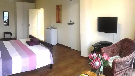 Guesthouse Summerlight | Western Cape (il) - West Coast DC - Drakenstein - Cape Town (ve civarı) - Cape Town - Somerset West