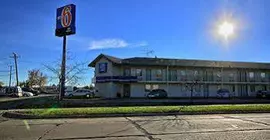 Motel 6 Detroit Northeast - Madison Heights | Michigan - Detroit (ve civarı) - Madison Heights