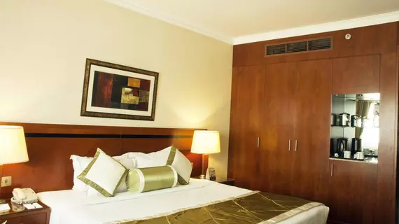 Ramee Royal Hotel | Dubai - Dubai