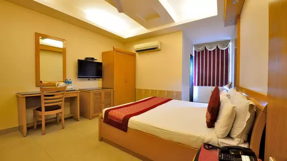 Hotel Clark Heights | Batı Delhi - Ulusal Eyalet Başkenti Delhi - Delhi (ve civarı) - Yeni Delhi