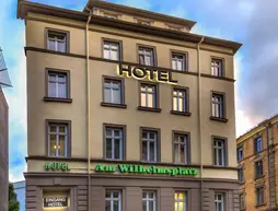 Hotel am Wilhelmsplatz | Baden-Wuerttemberg - Rems-Murr-Kreis - Stuttgart (ve civarı) - Stuttgart - Heusteigviertel