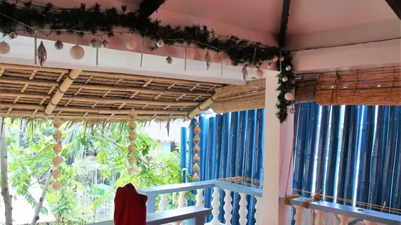 Blue Bamboo Hotel | Aklan - Malay