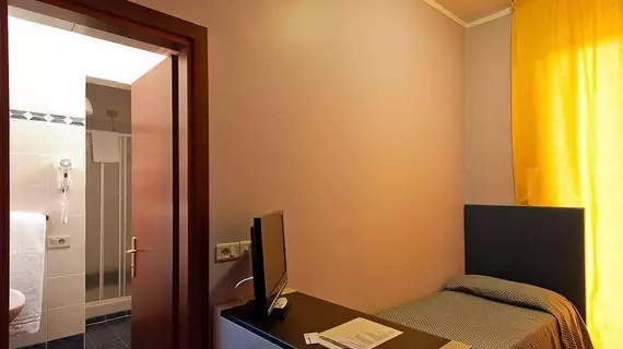 Hotel Leonardo Da Vinci | Toskana - Floransa (il) - Floransa - Porta al Prato - Santa Maria Novella