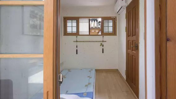 Xiwoo Hanok Guesthouse | Gyeonggi - Seul (ve civarı) - Jongno