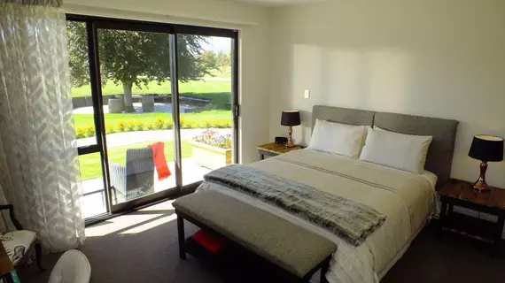 Copper Beech Wanaka Luxury B and B | Otago - Wanaka