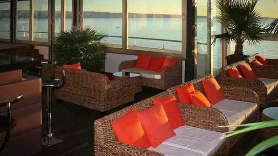 Beach Hotel Split | Split-Dalmaçya - Podstrana