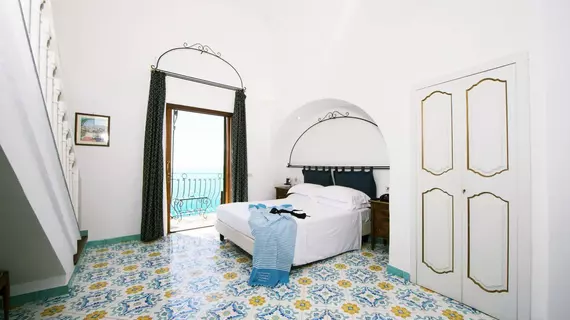 Hotel Montemare | Campania - Salerno (il) - Positano