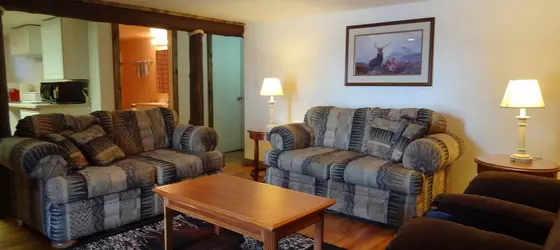 Yellowstone Self Catering Lodging | Montana - West Yellowstone - West Yellowstone