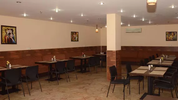 Hotel Vedas Heritage | Batı Delhi - Ulusal Eyalet Başkenti Delhi - Delhi (ve civarı) - Yeni Delhi - Karol Bagh