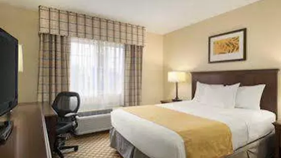 Country Inn & Suites Owatonna | Minnesota - Owatonna (ve civarı) - Owatonna