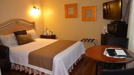 Motel Derfal | Quebec - Montreal (ve civarı) - Repentigny