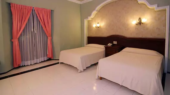 Hotel Caribe Merida Yucatan | Yucatan - Merida (ve civarı) - Merida - Centro