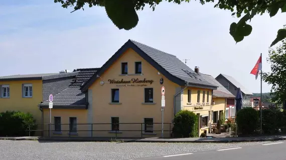 Pension im Wirtshaus Himberg | Kuzey Ren-Westfalia - Bonn (ve civarı) - Bad Honnef