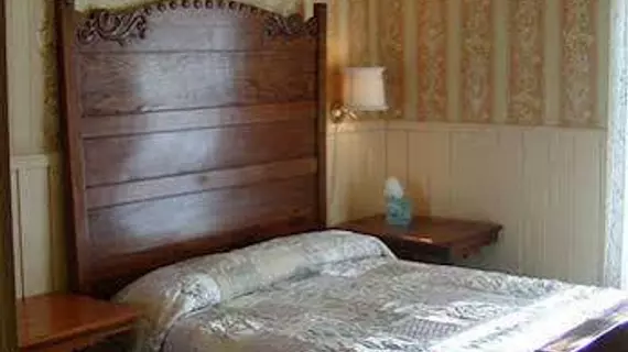 Fairweather Inn | Montana - Virginia City