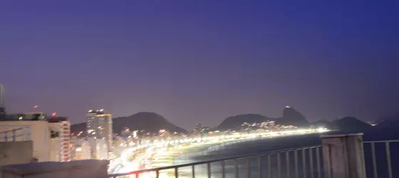 Spacious Copacabana Beachfront Penthouse | Rio de Janeiro (eyaleti) - Rio de Janeiro (ve civarı) - Alto da Boa Vista - Copacabana