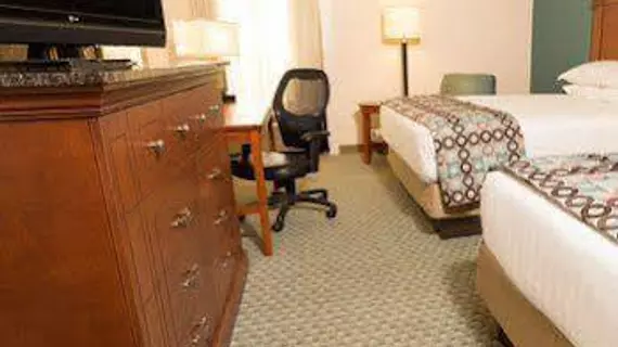 Drury Inn & Suites Houston Hobby Airport | Teksas - Houston (ve civarı) - Houston