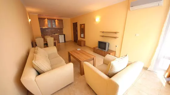 Menada Sea Regal Apartment | Burgaz - Sunny Beach