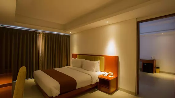 THE SUN HOTEL AND SPA | Bali - Kuta - Legian Kent Merkezi