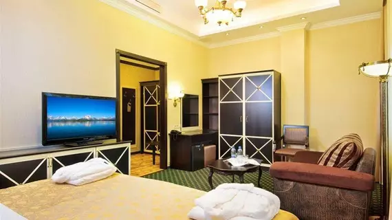 Troy Hotel | Krasnodar Krayı - Krasnodar