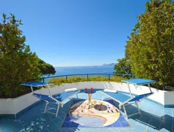 Hotel Il Pino | Campania - Salerno (il) - Praiano