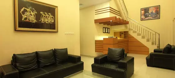 Grand Surya Hotel Yogyakarta | Yogyakarta Özel Bölgesi - Yogyakarta (ve civarı) - Yogyakarta - Gedongkiwo - Mantrijeron